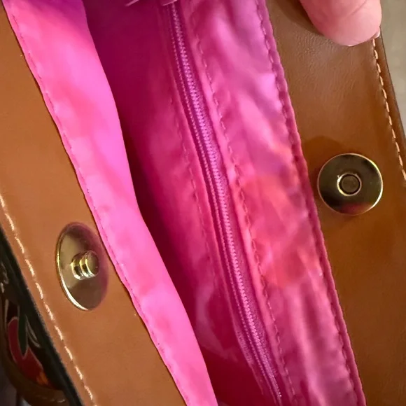 Lily Bloom Multicolor Floral Small Crossbody Bag - Picture 9 of 10